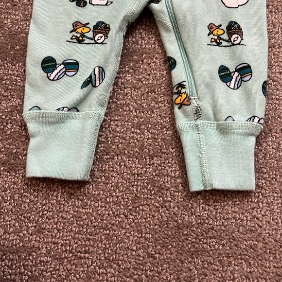 Hanna Andersson x Peanuts Easter Zip-Up Footie Pajamas Teal 60cm (3–6 Months) - Picture 5 of 6